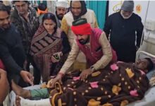 खंडवा में विधायक की कार से बाइक टकराई युवक घायल खंडवा में विधायक की कार से बाइक टकराई युवक घायल