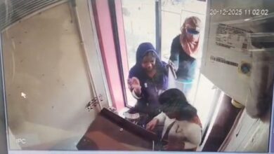 PNB ATM में महिला कर्मचारियों से लूट, बदमाश फरार PNB ATM में महिला कर्मचारियों से लूट, बदमाश फरार