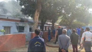 ओपीएम कॉलोनी में भीषण आग घर जलकर खाक, परिवार सुरक्षित