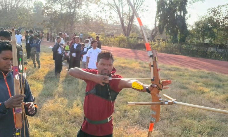 नक्सल हमले में खोया एक पैर, पर हिम्मत नहीं, बस्तर ओलंपिक में चमके किशन नक्सल हमले में खोया एक पैर, पर हिम्मत नहीं, बस्तर ओलंपिक में चमके किशन