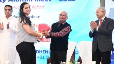 कामधेनु विवि में पूर्व छात्र-छात्राओं का मिलन समारोह संपन्न, अपने अपने अनुभवों को किया साझा