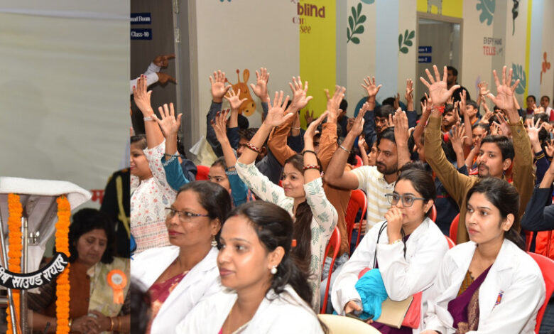 दिव्यांगजनों के लिए संवेदनशील बने समाज – डेका दिव्यांगजनों के लिए संवेदनशील बने समाज – डेका