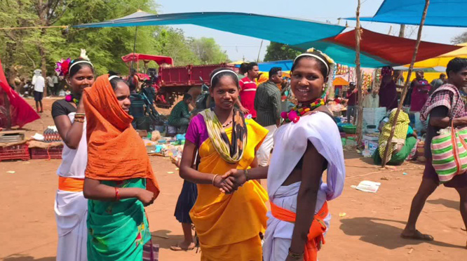 अबूझमाड़ में शीर्ष नक्सलियों के मारे जाने के बाद बंद पड़े साप्ताहिक बाजार अब खुलने लगे