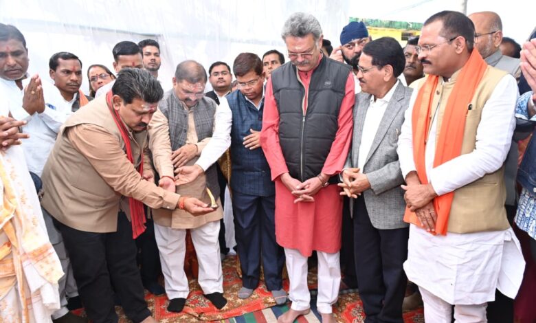 उपमुख्यमंत्री शर्मा ने श्री पंचमुखी बूढ़ा महादेव मंदिर में कांवडिय़ा विश्राम गृह निर्माण का किया भूमिपूजन
