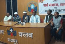 जनजातीय विवाद शव दफन विवाद पर प्रशासन पर सवाल