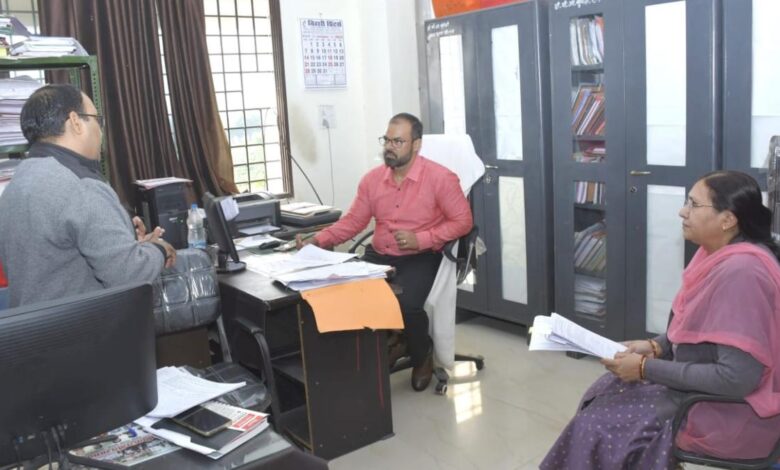 भूमि धोखाधड़ी पर कलेक्टर सख्त तत्काल FIR के निर्देश भूमि धोखाधड़ी पर कलेक्टर सख्त तत्काल FIR के निर्देश