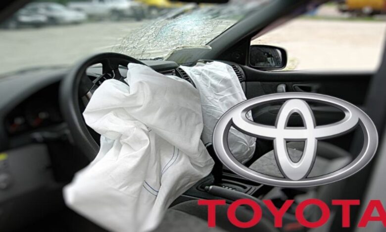 टोयोटा इनोवा में एअरबैग न खुलने पर 61.36 लाख का मुआवजा टोयोटा इनोवा में एअरबैग न खुलने पर 61.36 लाख का मुआवजा