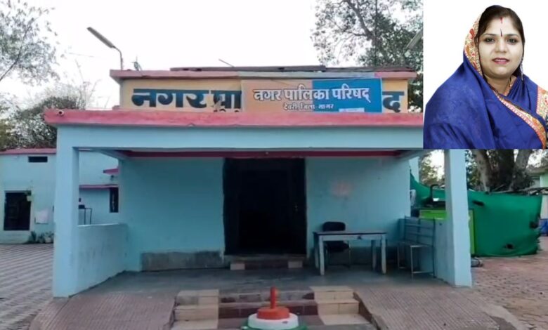 नगर पालिका भ्रष्टाचार आरोपों के बीच अध्यक्ष नेहा जैन के लिए फिर मतदान नगर पालिका भ्रष्टाचार आरोपों के बीच अध्यक्ष नेहा जैन के लिए फिर मतदान