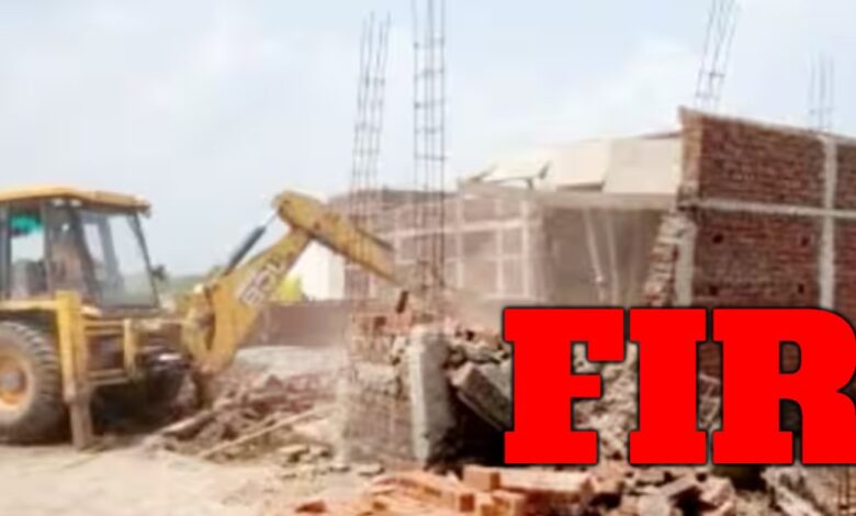 अवैध कॉलोनी निर्माण पर सख्त कार्रवाई, 7 कॉलोनाइजरों पर FIR दर्ज अवैध कॉलोनी निर्माण पर सख्त कार्रवाई, 7 कॉलोनाइजरों पर FIR दर्ज