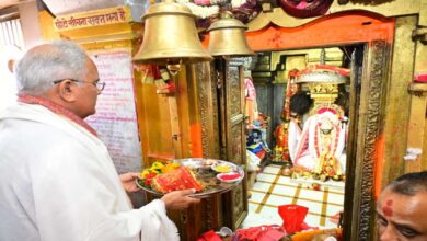 पूर्व मुख्यमंत्री ने अमरकंटक में पूजा-अर्चना कर प्रदेशवासियों की समृद्धि की प्रार्थना की