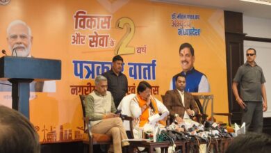 मंत्री विजयवर्गीय का 2 साल का रिपोर्ट कार्ड: इंदौर-भोपाल मास्टर प्लान और इलेक्ट्रिक वाहनों की योजना मंत्री विजयवर्गीय का 2 साल का रिपोर्ट कार्ड: इंदौर-भोपाल मास्टर प्लान और इलेक्ट्रिक वाहनों की योजना