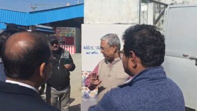 रेलवे स्टेशन की गंदगी और अव्यवस्था पर DRM का कड़ा विरोध रेलवे स्टेशन की गंदगी और अव्यवस्था पर DRM का कड़ा विरोध