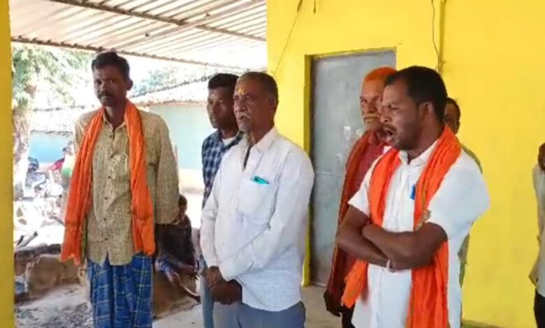 परिवार ने ईसाई धर्म छोड़कर अपनाया सनातन धर्म परिवार ने ईसाई धर्म छोड़कर अपनाया सनातन धर्म