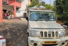 अवैध धान जब्त दो पिकअप में बिना टोकन मिला सरकारी अनाज