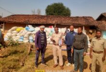 सीमावर्ती क्षेत्रों में धान तस्करी पर पुलिस की बड़ी कार्रवाई सीमावर्ती क्षेत्रों में धान तस्करी पर पुलिस की बड़ी कार्रवाई