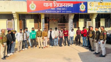 प्राइवेट पार्टी पर पुलिस की रेड, 21 युवक-युवतियां गिरफ्तार प्राइवेट पार्टी पर पुलिस की रेड, 21 युवक-युवतियां गिरफ्तार