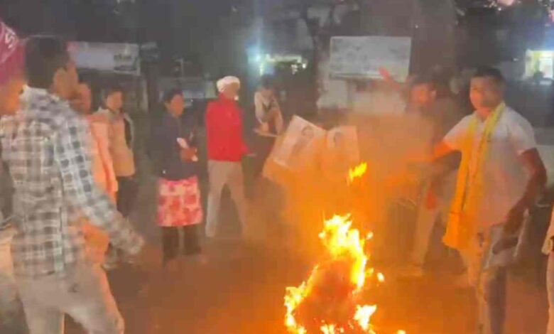 IGNTU में होम साइंस छात्रा से अनुचित व्यवहार: प्रो. नयन साहू के खिलाफ प्रदर्शन