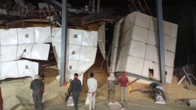 डोंगरगढ़ राइस मिल हादसा: 75 क्विंटल की चिमनी गिरने से एक मजदूर की जान गई