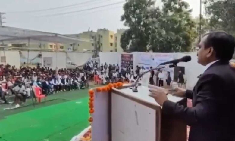 IAS संतोष वर्मा के SC-ST और न्यायपालिका बयान से बढ़ा विवाद IAS संतोष वर्मा के SC-ST और न्यायपालिका बयान से बढ़ा विवाद