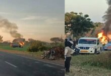 गमी से लौट रहे मां-बेटे की सड़क हादसे में मौत, टैंकर खेत में घुसा