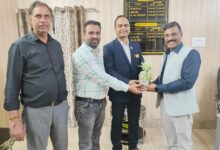 छत्तीसगढ़ चेम्बर ने रायपुर रेलवे स्टेशन को सर्वसुविधा युक्त बनाने पर दिया ज़ोर छत्तीसगढ़ चेम्बर ने रायपुर रेलवे स्टेशन को सर्वसुविधा युक्त बनाने पर दिया ज़ोर