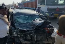 डीजल टैंकर से भिड़ी कार, 1 युवक की मौत, 2 महिला समेत 4 घायल
