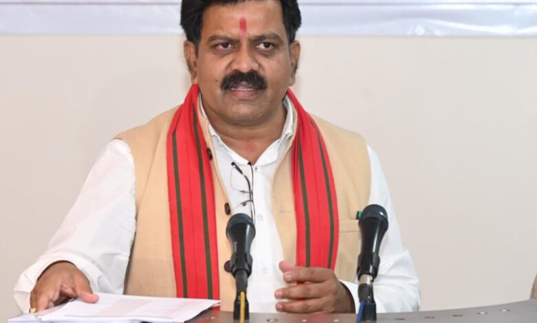 छत्तीसगढ़ पुलिस आरक्षक भर्ती परीक्षा: उपमुख्यमंत्री शर्मा 21 को करेंगे समस्याओं का समाधान छत्तीसगढ़ पुलिस आरक्षक भर्ती परीक्षा: उपमुख्यमंत्री शर्मा 21 को करेंगे समस्याओं का समाधान