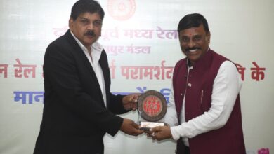 रायपुर से नई सुपरफास्ट ट्रेने चलाने चेम्बर ने की मांग