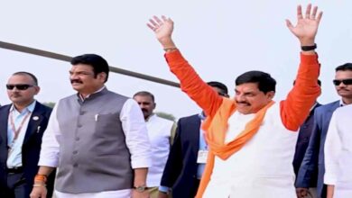 खजुराहो में मुख्यमंत्री की दो दिवसीय कैबिनेट बैठक विकास योजनाओं पर चर्चा खजुराहो में मुख्यमंत्री की दो दिवसीय कैबिनेट बैठक विकास योजनाओं पर चर्चा