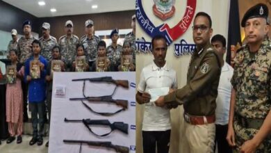 सुरक्षा बलों को मिली बड़ी सफलता नक्सली आत्मसमर्पित सुरक्षा बलों को मिली बड़ी सफलता नक्सली आत्मसमर्पित