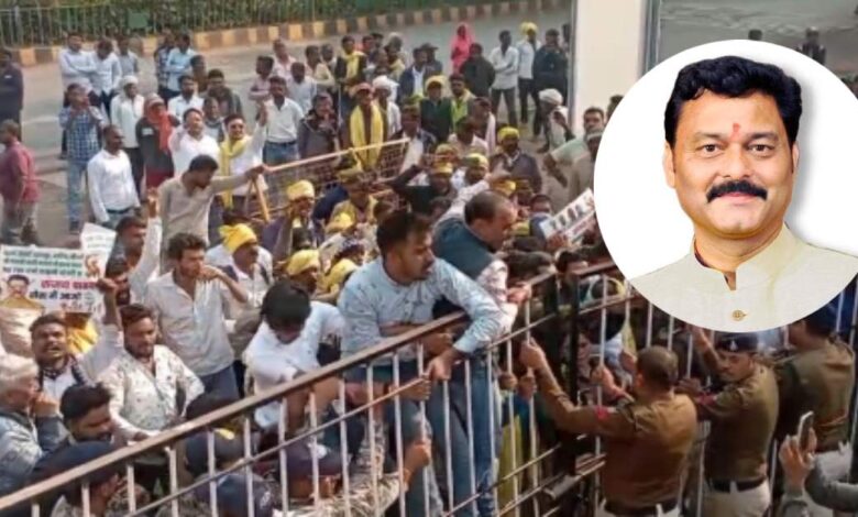 पाठक परिवार की 1173 एकड़ भूमि खरीदी की जांच करेगा आयोग पाठक परिवार की 1173 एकड़ भूमि खरीदी की जांच करेगा आयोग