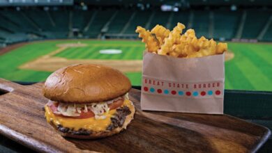 इंड–SA मैच स्टेडियम में फूड के बढ़े दाम इंड–SA मैच स्टेडियम में फूड के बढ़े दाम