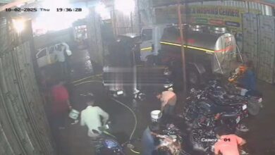 इंदौर में करंट से युवक की मौत सर्विस सेंटर मालिक गिरफ्तार इंदौर में करंट से युवक की मौत सर्विस सेंटर मालिक गिरफ्तार