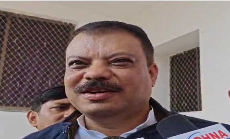 उमंग सिंघार ने विधानसभा में मंत्री और सरकार को घेरा