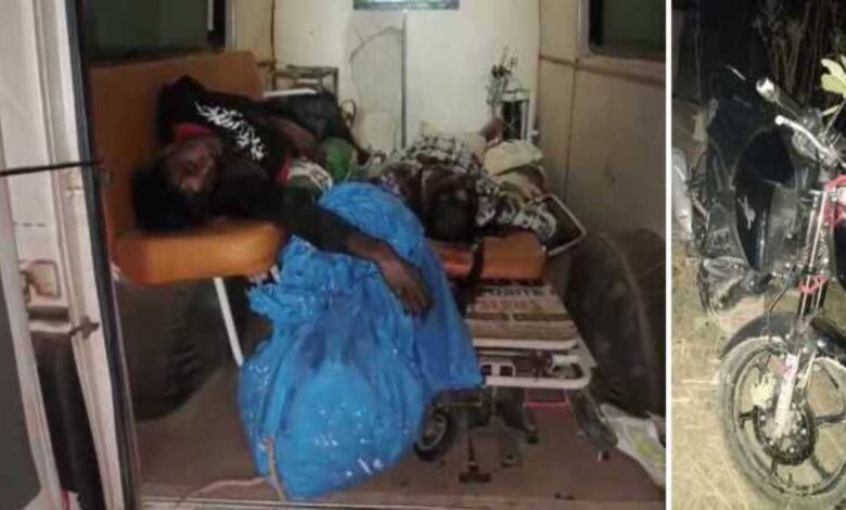 तेज रफ्तार ट्रैक्टर ने बाइक को मारी टक्कर, 3 की मौत तेज रफ्तार ट्रैक्टर ने बाइक को मारी टक्कर, 3 की मौत