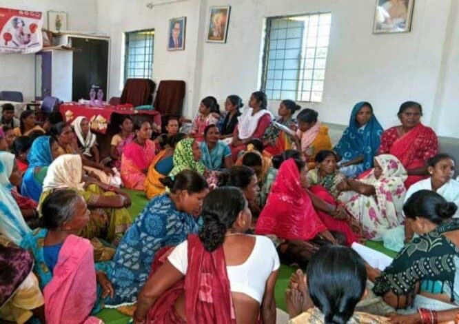 कांकेर में धर्मांतरित आंगनबाड़ी कार्यकर्ताओं को पद से हटाने प्रस्ताव पारित कर साैंपा ज्ञापन