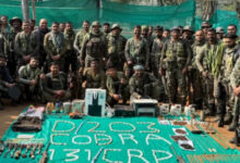 बोटेतोंग की पहाड़ियों से नक्सलियों द्वारा डंप हथियारों व विस्फोटक का जखीरा बरामद