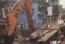 रेप आरोपी अब्दुल के घर निगम का चला बुलडोजर