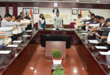 लोकभवन के अधिकारियों व कर्मचारियों ने ली राष्ट्रीय मतदाता दिवस की शपथ