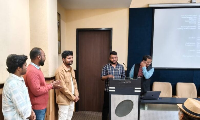 चौपाल में फिल्म नजरिया का प्रदर्शन एवं विमर्श