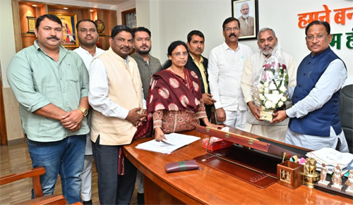 मुख्यमंत्री साय से जिला साहू संघ के प्रतिनिधिमंडल की सौजन्य मुलाकात