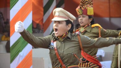 फुल ड्रेस फाइनल रिहर्सल में दिखी परेड, पदक अलंकरण व सांस्कृतिक प्रस्तुतियों की भव्य झलक फुल ड्रेस फाइनल रिहर्सल में दिखी परेड, पदक अलंकरण व सांस्कृतिक प्रस्तुतियों की भव्य झलक