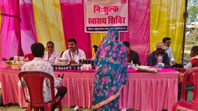 मुंगेली जिले के दाऊकापा में नि:शुल्क स्वास्थ्य शिविर आयोजित, 142 सांवरा समुदाय के लोगों ने कराया इलाज