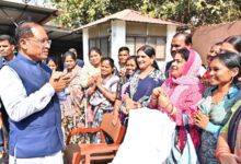 मुख्यमंत्री ने बस्तर संभाग के पंचायत प्रतिनिधियों को महाराष्ट्र अध्ययन भ्रमण के लिए किया रवाना