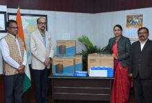 राज्यपाल डेका ने कस्तूरबा गांधी बालिका आवासीय विद्यालय को प्रदान किए पांच कम्प्यूटर