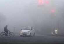 कोहरे में गाड़ी चलाते समय गति को नियंत्रित रखते हुए हेडलाईट चालू रखें – आरटीओ