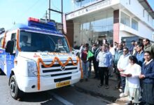 पर्यटन व संस्कृति मंत्री अग्रवाल ने किया मोबाइल मेडिकल यूनिट का शुभारंभ