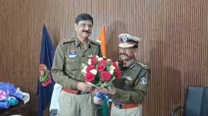 रायपुर के पहले पुलिस कमिश्नर शुक्ला ने किया पदभार ग्रहण रायपुर के पहले पुलिस कमिश्नर शुक्ला ने किया पदभार ग्रहण