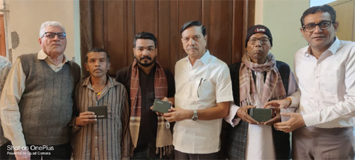 85 वर्षीय लेखनराम धृतलहरे कहते हैं – बुजुर्गों को नई ऊर्जा देता है श्रवण यन्त्र