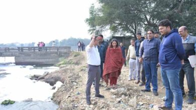 इंदौर जैसी घटना कहीं रायपुर में ना हो जाए, दो नालों का पानी पहुंच रहा खारून नदी, विधायक मूणत भड़के